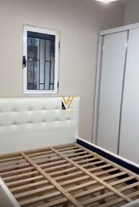 Tirane, jepet me qera apartament 1+1+Ballkon Kati 1, 70 m² 400 € (KODRA E DIELLIT)