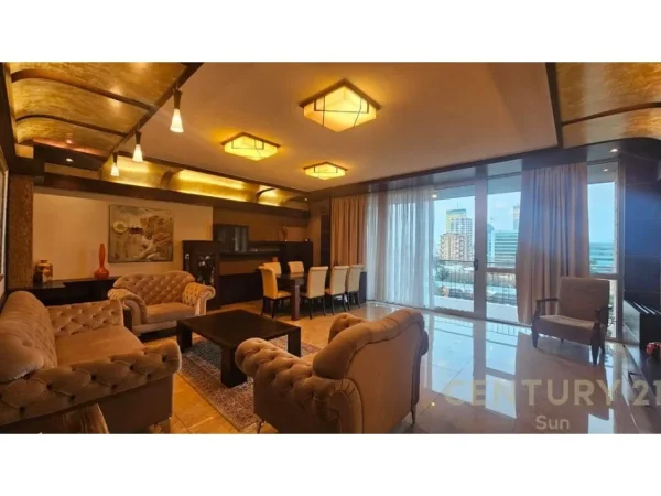 Tirane, jepet me qera apartament 3+1+Ballkon Kati 8, 216 m² 2.200 € (Etc)