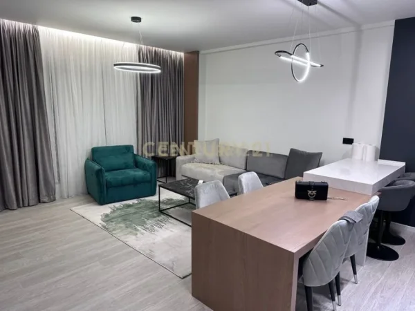 Tirane, jepet me qera apartament 1+1 Kati 2, 80 m² 650 € (Bulevardi Ri)