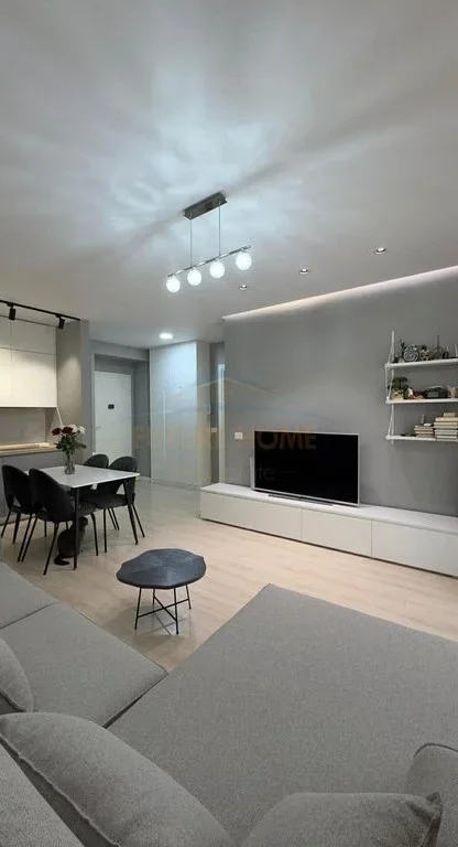 Tirane, shitet apartament 1+1 Kati 3, 65 m² 170.000 € (Fiori Di Bosco)