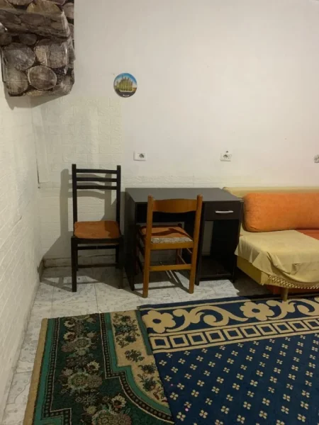 Tirane, jepet me qera Vile 1+1+Aneks Kati 0, 150 €