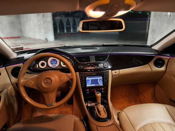 Tirane, shitet makine Mercedes CLS 320 CDI FACELIFT | 3.0 V6 | Disqe AMG | Zvicre Nafte, blu e errët automatik Klima 247.000 km 7200€