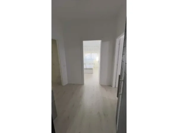 Tirane, jepet me qera apartament 1+1 Kati 7, 80 m² 550 € (Astir)