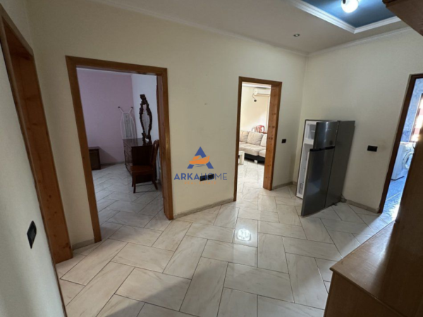 Tirane, jepet me qera apartament 2+1 Kati 4, 86 m² 500 € 