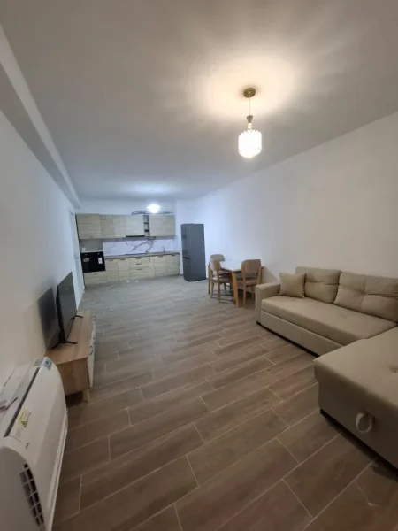 Tirane, jepet me qera apartament 2+1 Kati 2, 100 m² 500 € 