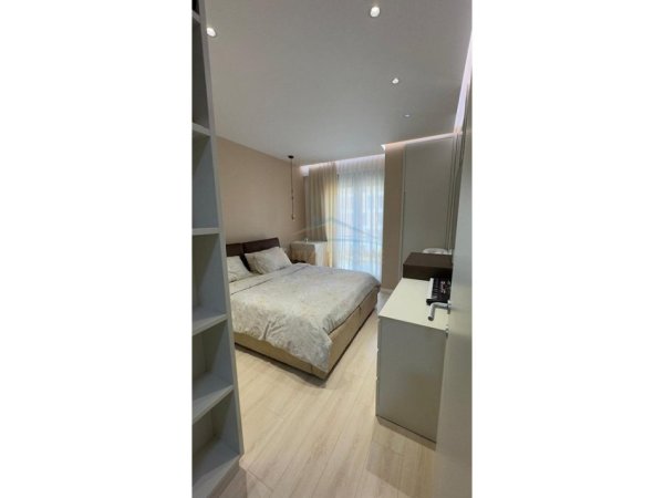 Tirane, shitet apartament 1+1 Kati 3, 65 m² 170.000 € 