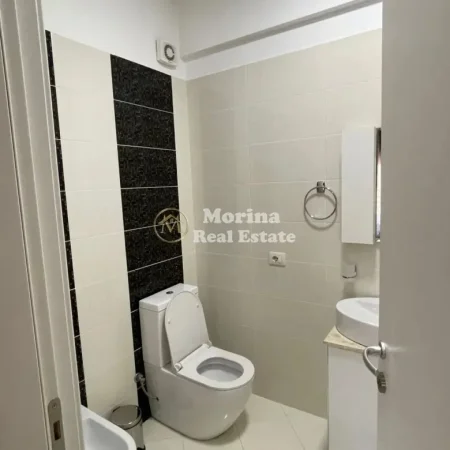 Tirane, jepet me qera apartament 3+1 Kati 4, 130 m² 1.400 € (Liqeni i Thate)