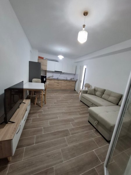 Tirane, jepet me qera apartament 2+1 Kati 5, 500 € 