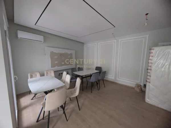 Tirane, shitet apartament 2+1 Kati 7, 97 m² 179.000 € (5 maj)