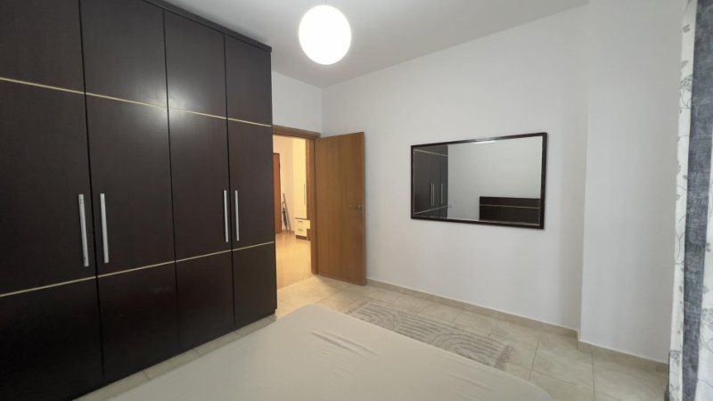 Tirane, jepet me qera apartament 1+1+Ballkon , 84 €