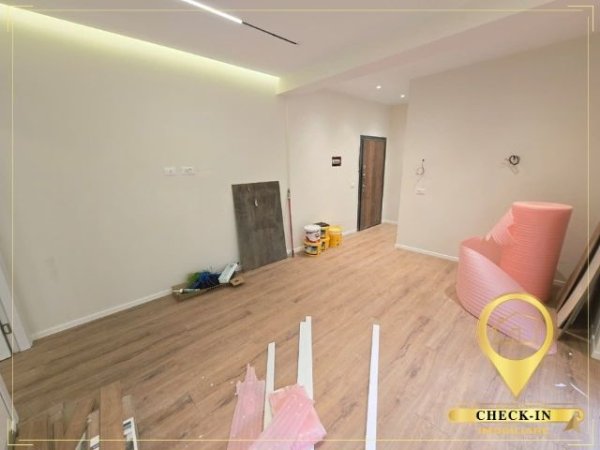 Tirane, shitet apartament 1+1+Ballkon Kati 0, 55 m² 83.000 € (Rruga Tomi Kristo, Ali Demi)