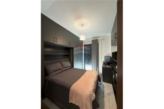 Tirane, shitet apartament 2+1 Kati 2, 75 m² 148.000 € (Kahreman Ylli)