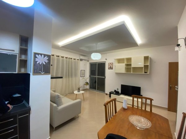 Tirane, jepet me qera apartament 1+1+Ballkon , 500 € 