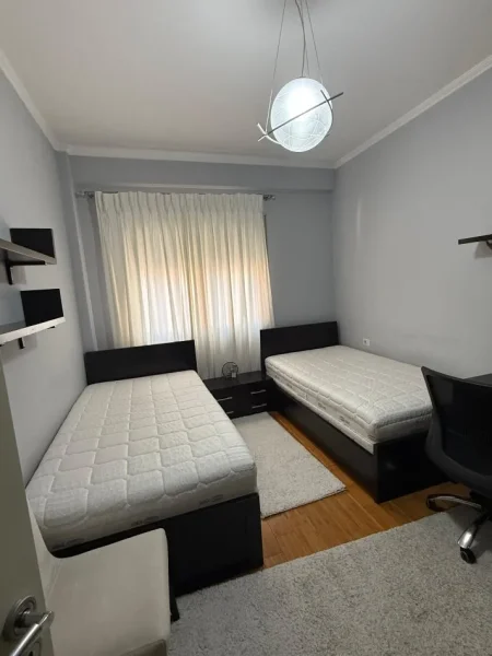 Tirane, shitet apartament 1+1 , 63 m² 170.000 € (Rruga e Kavajes)