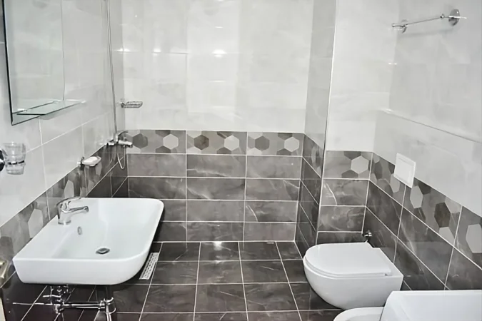 Tirane, jepet me qera apartament 1+1+Ballkon Kati 5, 69 m² 500 € (Zogu i Zi)