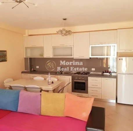 Tirane, jepet me qera apartament 2+1 Kati 4, 94 m² 680 € (Rruga e Barrikadave)