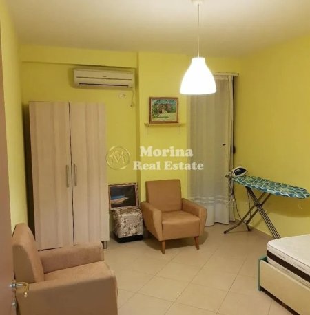 Tirane, jepet me qera apartament 2+1 Kati 4, 94 m² 680 € (Rruga e Barrikadave)