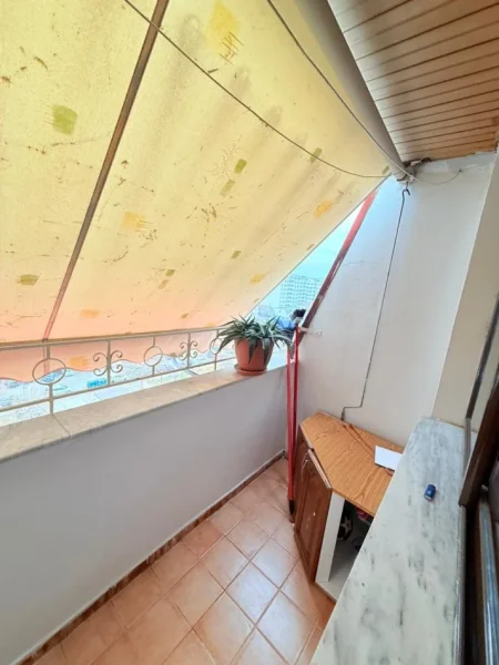Tirane, jepet me qera apartament 2+1+Ballkon Kati 7, 80 m² 600 € (Fusha Aviacionit)