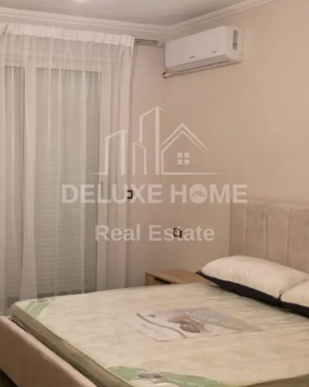 Tirane, jepet me qera apartament Kati 6, 120 m² 520 € 