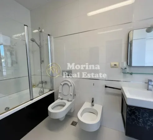 Tirane, jepet me qera apartament 2+1 Kati 7, 123 m² 1.600 € (Bllok)