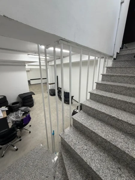 Jepet me qira ambient biznesi – 250 m² – pranë Prokurorisë, Tiranë