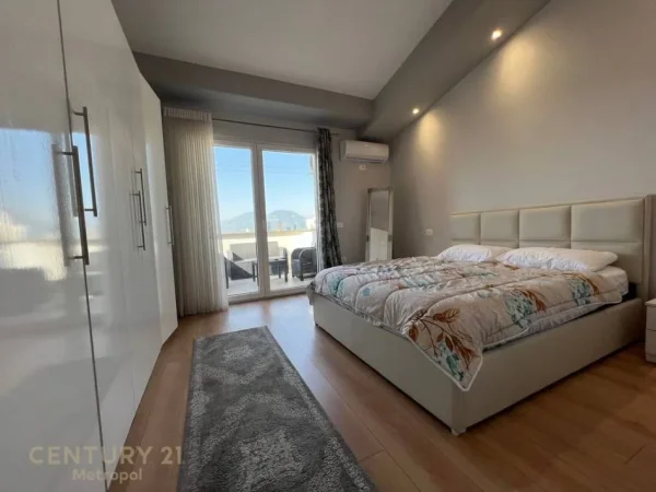 APARTAMENT DUBLEKS 2+1, ME VERAND RRUGA BILL KLINTON! 625 € (Rruga Bill Klinton)