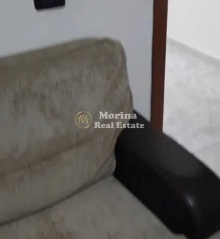 Tirane, jepet me qera shtepi 1+1 Kati 1, 52 m² 400 € (Zogu i Zi)