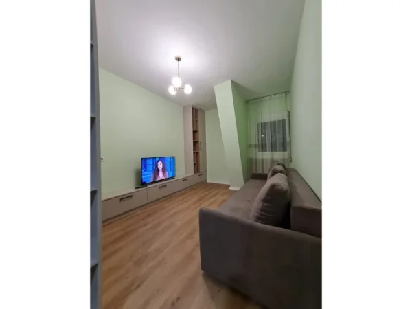 Tirane, shitet apartament 2+1+Ballkon Kati 5, 84 m² 210.000 € (Globi)