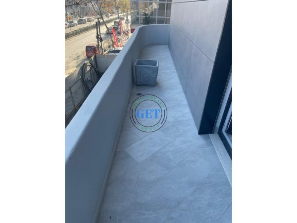 Tirane, jepet me qera apartament 2+1 Kati 1, 116 m² 400 € (Institut Kamëz)