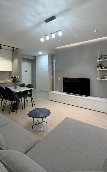 Tirane, shitet 1+1 Kati 3, 66 m² 170.000 € (don bosko)