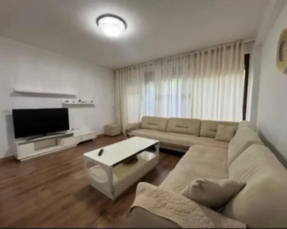 Tirane, jepet me qera apartament 2+1+Aneks+Ballkon Kati 2, 95 m² 600 € (liqeni i thate , kopshti botanik)