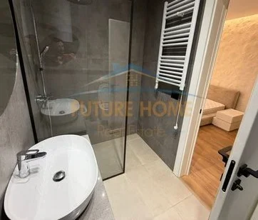 Qira, Apartament 2+1+2+Post Parkimi, Liqeni i Thate