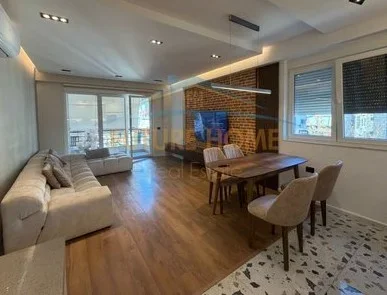 Qira, Apartament 2+1+2+Post Parkimi, Liqeni i Thate