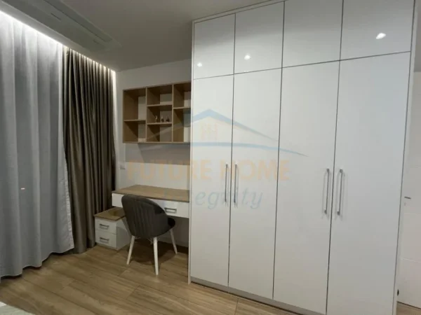 Tirane, jepet me qera apartament 2+1 Kati 1, 88 m² 1.300 € (Lake View Residence)