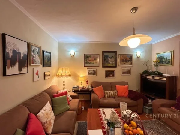 Tirane, shitet apartament 2+1 Kati 3, 100 m² 169.000 € (qyteti studentit)