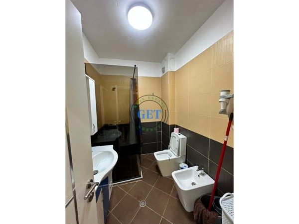 Durres, jepet me qera 1+1 Kati 3, 70 m² 400 € (Plazh Antalia)