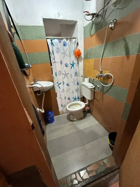 Tirane, jepet me qera Vile 1+1+Ballkon Kati 3, 55 m² 500 € (Pazari i Ri/Tefta Tashko Koco)