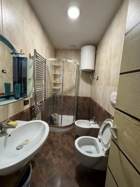 Tirane, shitet apartament 2+1 Kati 2, 110 m² 198.000 € (Porcelan)