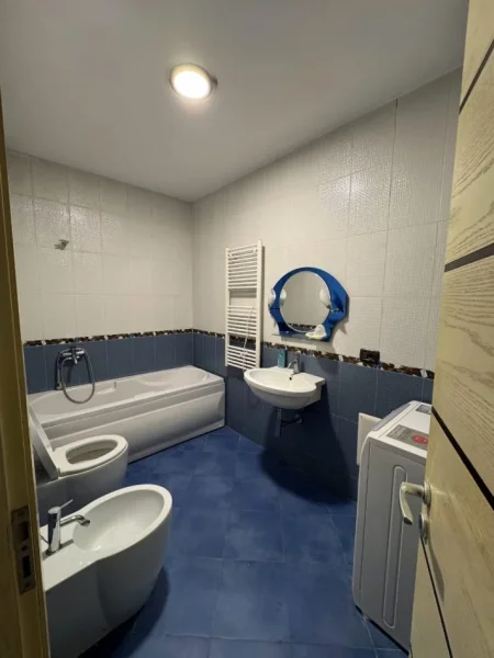 Tirane, shitet apartament 2+1 Kati 2, 110 m² 198.000 € (Porcelan)