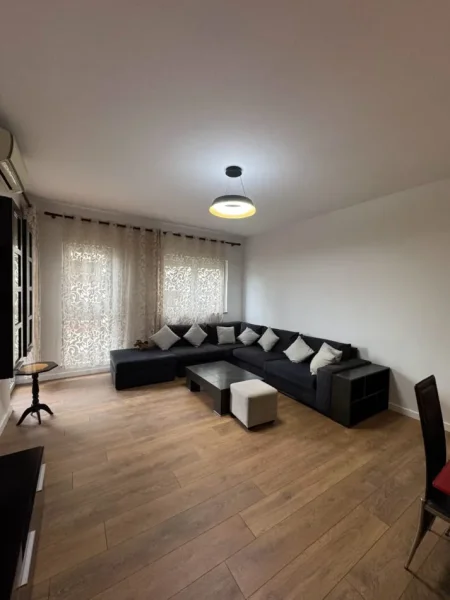 Tirane, shitet apartament 2+1 Kati 2, 110 m² 198.000 € (Porcelan)