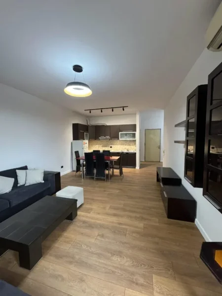 Tirane, shitet apartament 2+1 Kati 2, 110 m² 198.000 € (Porcelan)
