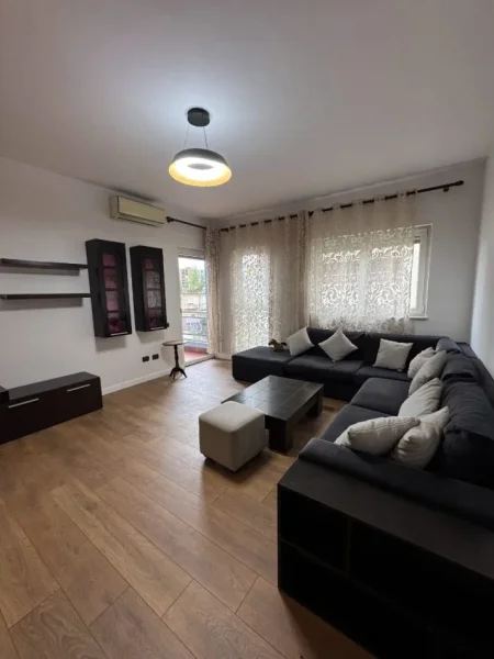 Tirane, shitet apartament 2+1 Kati 2, 110 m² 198.000 € (Porcelan)