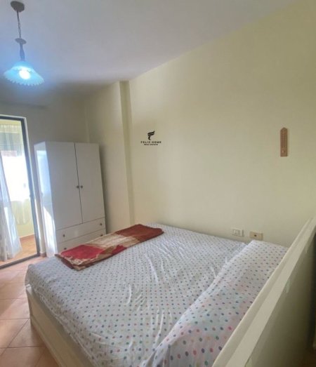 Tirane, jepet me qera apartament 1+1 Kati 2, 60 m² 500 € (SELVIA)