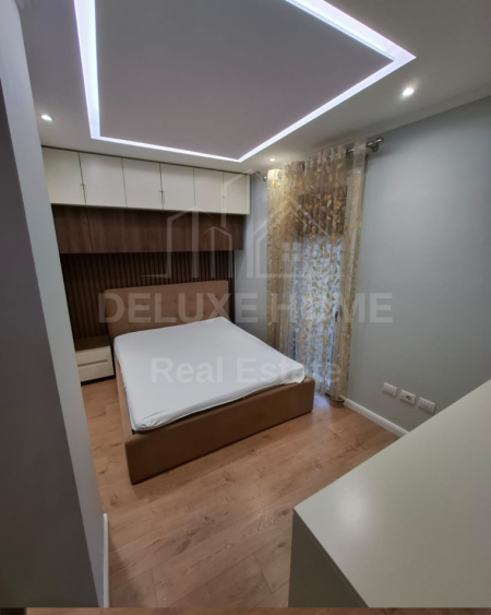 Shqiperi, jepet me qera apartament Kati 5, 64 m² 600 € 