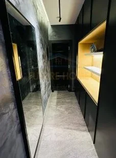 Qera, Apartament 2+1+ Post Parkimi, Qendër, Tiranë.