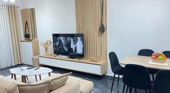 Tirane, jepet me qera apartament 1+1 Kati 1, 55 m² 400 € (ali demi)