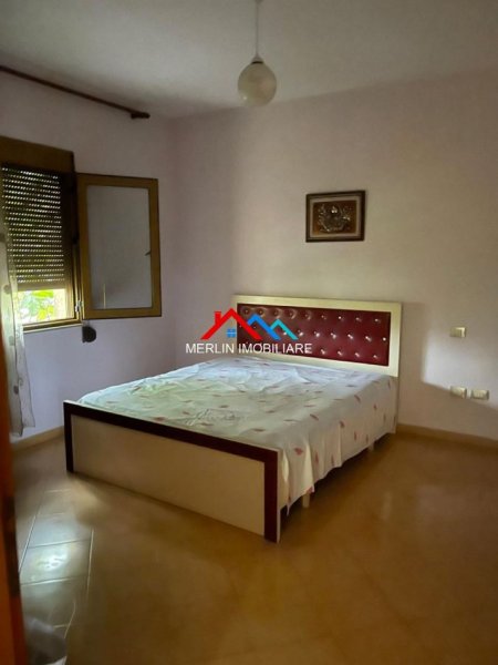 Tirane, shitet Vile 2+1+Ballkon Kati 2, 300 m² 258.000 € (RRUGA BEDRI CULLHAJ,KOMBINAT.)