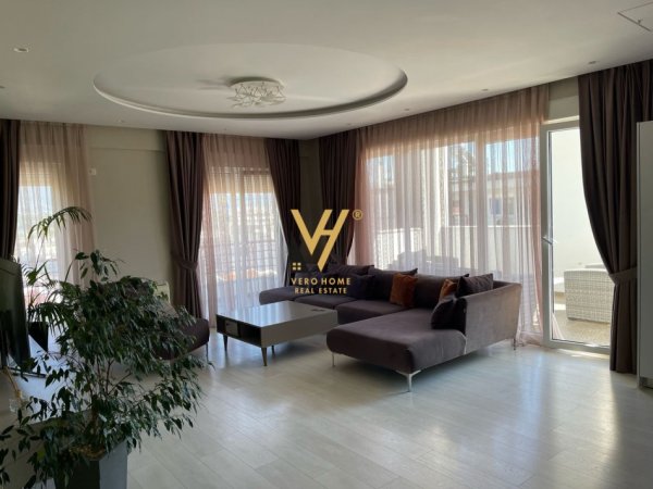Tirane, jepet me qera apartament 3+1+Ballkon Kati 4, 140 m² 1.400 € (LIQENI I THATE)