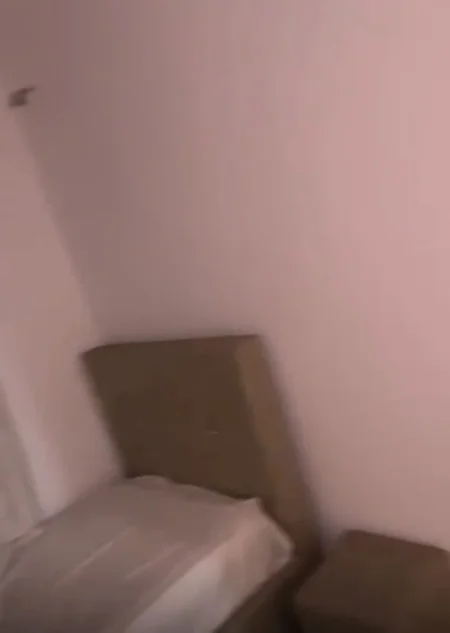 Tirane, jepet me qera apartament 2+1+Ballkon , (HARRY FULTZ)