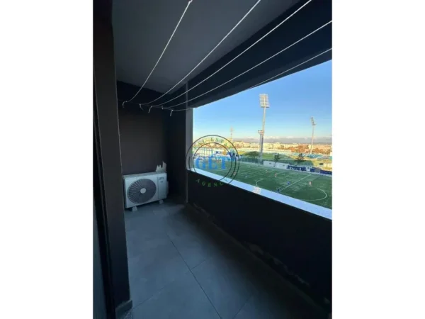 Durres, jepet me qera apartament 2+1 Kati 3, 75 m² 400 € (Stadiumi)